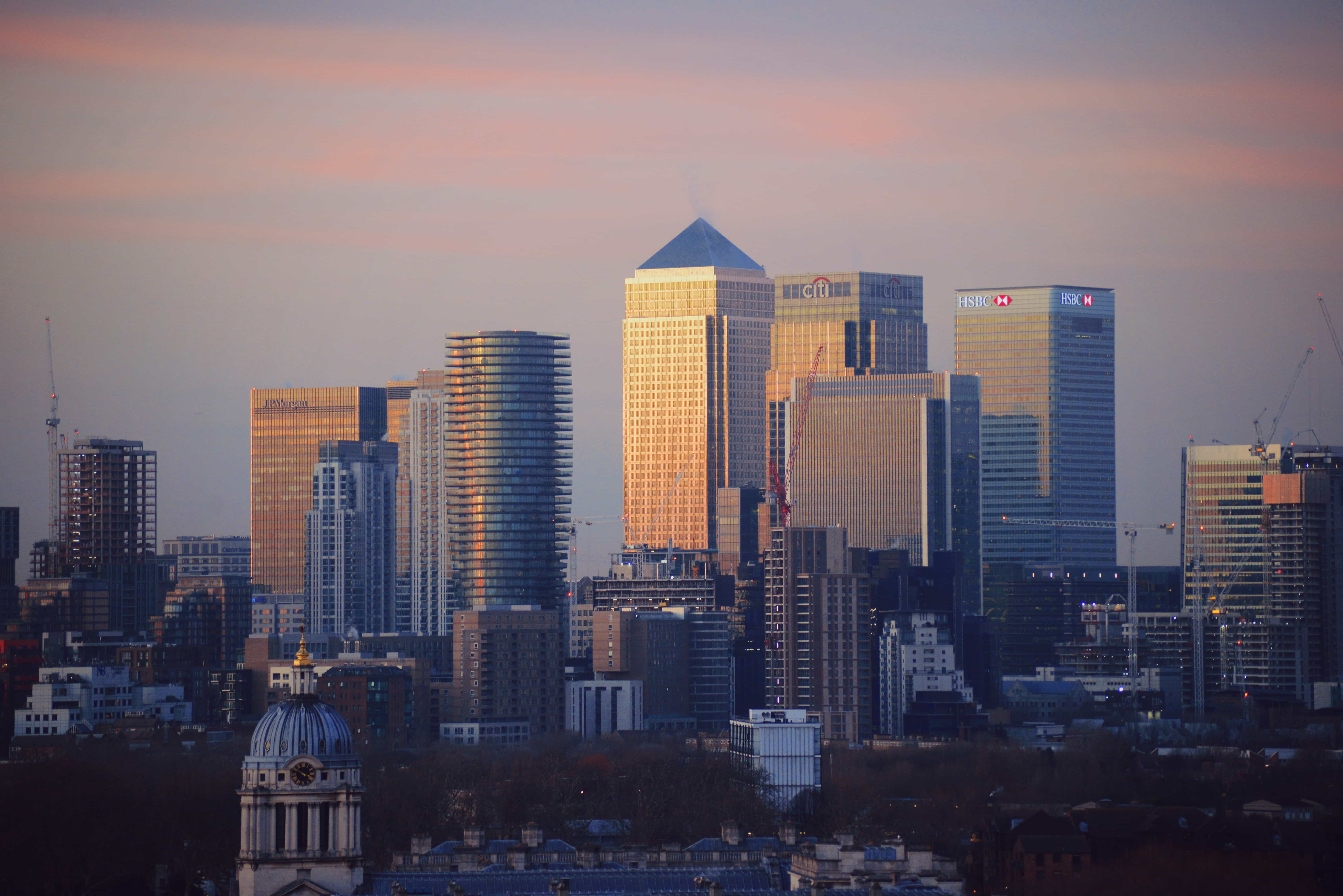 Vista del quartiere Canary Wharf a Londra